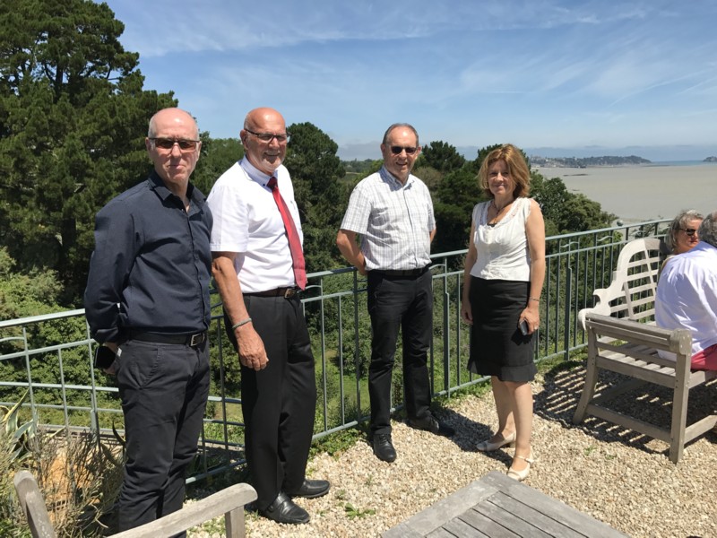 Déjeuner Saint-Méloir des Ondes