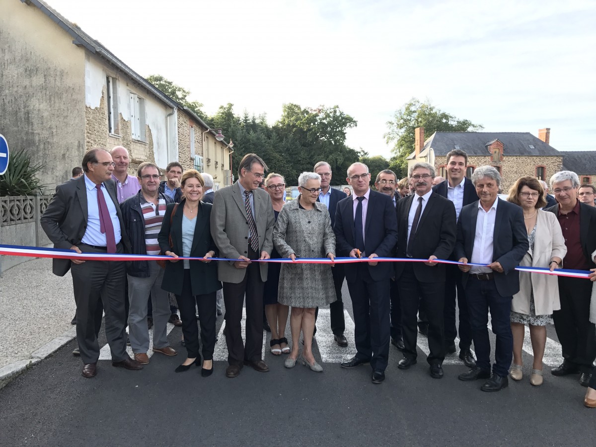 Chanteloup Inauguration du bourg renové – Sylvie Robert Sénatrice