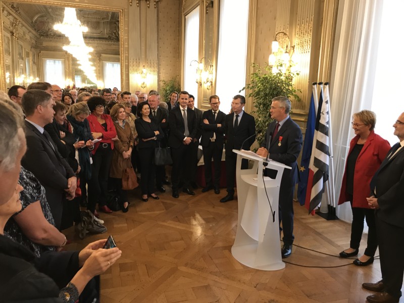 Remise de la Légion d'Honneur à H Chardonnet