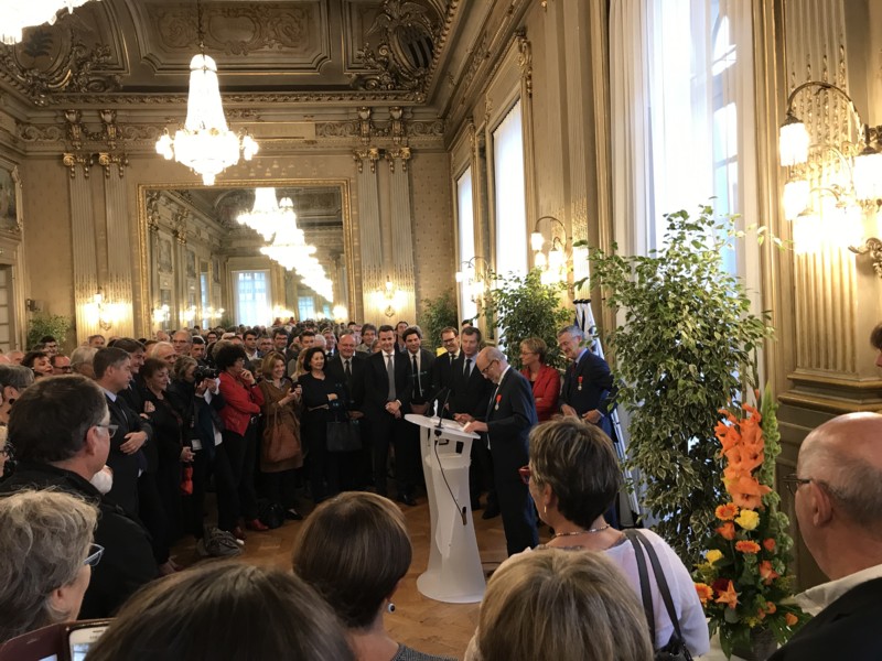 Remise de la Légion d'Honneur à H Chardonnet