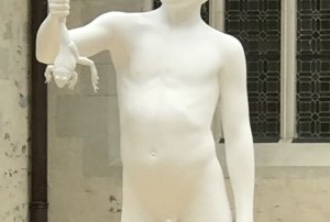 Exposition Debout de François Pinault au couvent des Jacobins